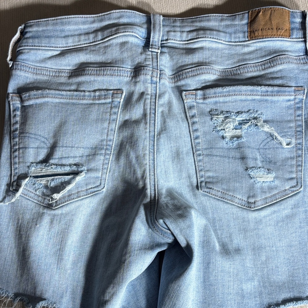 American Eagle Distressed Light Blue Jeans shorts - Picture 9 of 11